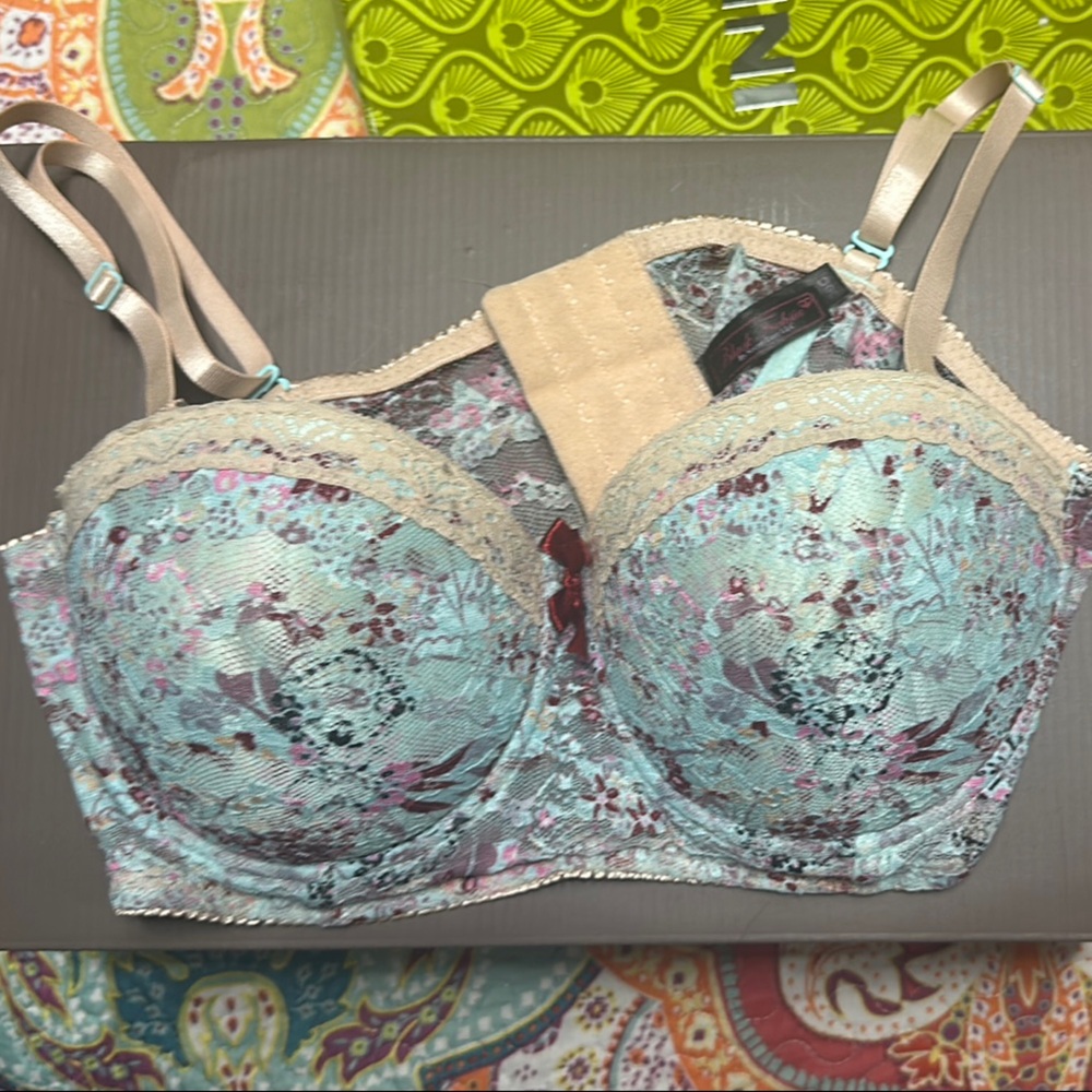 Floral Lace Bra with Adjustable Straps